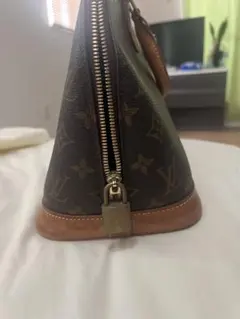 Louis Vuitton モノグラム アルマ ハンドバッグのサムネイル