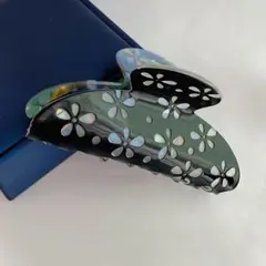 バンスクリップ 黒 オーロラ フラワーデザイン ヘアクリップ