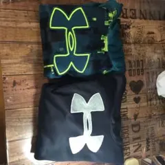 アンダーアーマー 冬パーカー二枚セット