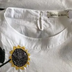 l'atelierdu savon 半袖シャツ ひまわり刺繍のサムネイル