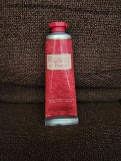L'OCCITANE Roses et Reines ハンドクリーム 30ml