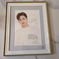 VERNON 額装写真 SEVENTEEN museum2019 - メルカリ