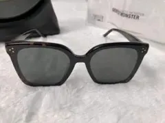 H&M GLENN MARTENS サングラス ケース付 - メルカリ