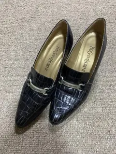 Yves Saint Laurent クロコ型押し パンプス　23.5相当のサムネイル
