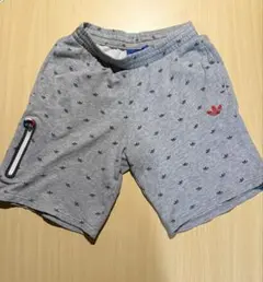 adidas Originalsスウェットショートパンツ グレー