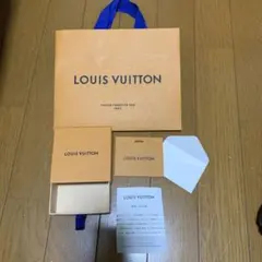 LOUIS VUITTON ギフトボックス 紙袋 メッセージカード 封筒