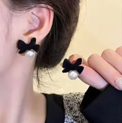 パール　リボン　ブラック　黒　ピアス　両耳　アクセサリー　結婚式　ライブ　韓国