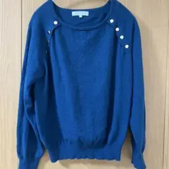 grove ボタン付き青ニットセーター M