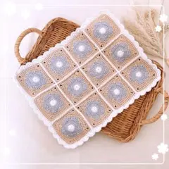 花模様のかぎ針編みマット マルチカバー ハンドメイド 編み物 手編み