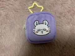 ちいかわ カラビナつき刺繍スクエアミニポーチ モモンガ
