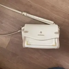 SamanthaVega ホワイトショルダーバッグ