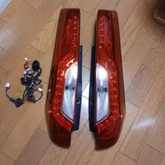 2163 LEXUS CT テールランプ - メルカリ