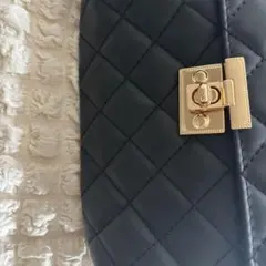 ブラック キルティング ショルダーバッグ