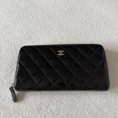 Z515 CHANEL マトラッセパテントレザー ラウンドファスナー正規品のサムネイル