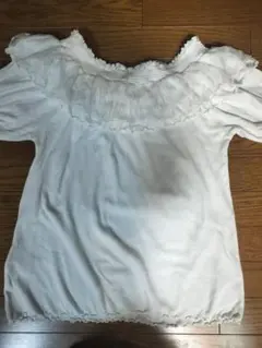 カロリナグレイサー　オフショルダー レースフリル 半袖Tシャツ ホワイトのサムネイル