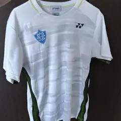 バドミントンユニフォームのサムネイル