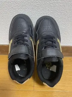 VANS リジダ　ブラック/ゴールド スニーカー