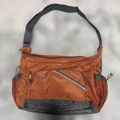 adidas ショルダーバック