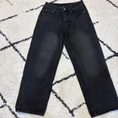 ブラック ワイドレッグデニム