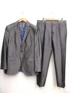 エトロの本格仕立てメンズ 大人の品格スーツ ネイビー 46 エトロの本格仕立てメンズ 大人の品格スーツ ネイビー 46