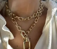 レイヤード チェーンネックレス