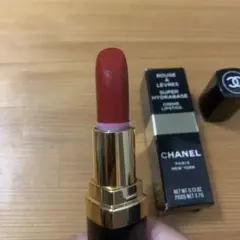 CHANEL ROUGE A LEVRES SUPER HYDRABASEのサムネイル