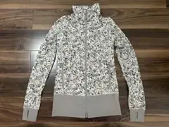 ルルレモン Nice Asana Jacket サイズ4 美品☆