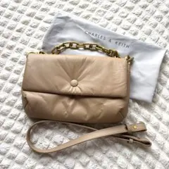 2026年最新】Charles & Keith カラー：ベージュ系 レディース 