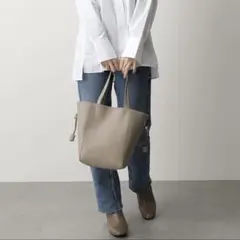 J&M Davidson ベル ミニ ウィズ スタッズ トートバッグ ベージュ