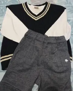 【プティマイン】黒白Vネックセーター100とチェックパンツ95 ２点セット