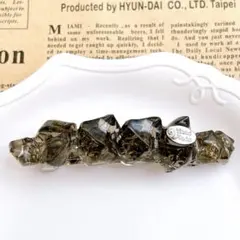 ハンドメイド　レジン　バレッタ　ヘアアクセサリー　鉱石型　髪飾り　氷　シルバー