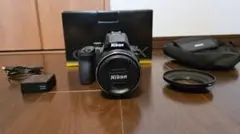 Nikon COOLPIX P950 本体と付属品のサムネイル