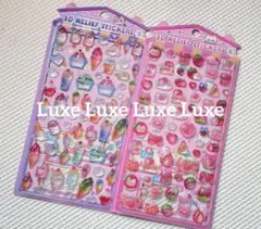 2枚組☘️猫ちゃん　猫　キャット　キラキラシール　3Dステッカー