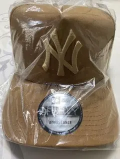 NEW ERA 9FORTY ベージュキャップ