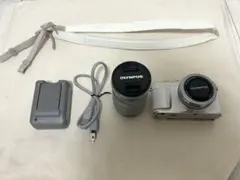 【箱付き　美品】OLYMPUS PEN E-PL10 本体 ダブルズームキットのサムネイル