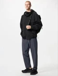 【美品】UNIQLO(ユニクロ) ウルトラストレッチパンツ ダークグレー