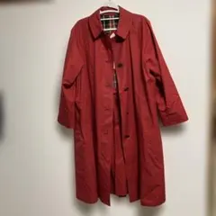 Burberry's レッド トレンチコート