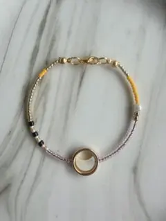 ハンドメイド ビーズブレスレット 三日月モチーフ