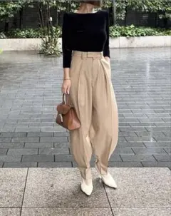極美品》cygne シーニュ オーバータックパンツ グレー サイズ0 - メルカリ