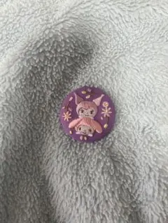 サンリオ クロミ マイメロ 刺繍 缶バッジ