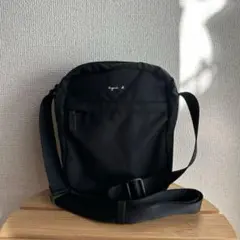 【agnes b.】ナイロンショルダーバッグ　ブラック