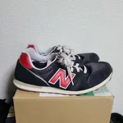 New Balance 373 ネイビー レッド スニーカー - メルカリ