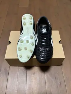 サッカースパイク シューズ