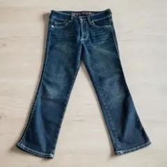❤️美品❤️ru JEANS アールユージーンズ　刺繍ロゴ　美脚シルエット32のサムネイル