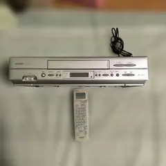 SHARP VHS・ビデオデッキ リモコン付き　ジャンク