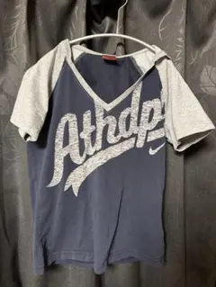 売約品♪ Nike Dri-FIT フード付きVネックTシャツ