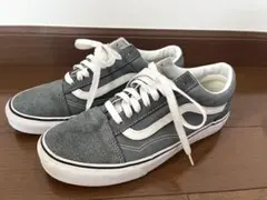 Item thumbnail for item 608dc5c7-74dd-4f1b-b70d-b89726bea90a