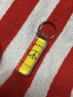 ビンテージ1970年代頃peaceキーホルダー古着プラ雑貨スマイルラスタ