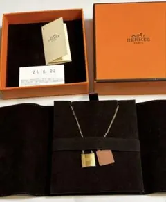 新品⭐️HERMES エルメスオーケリー ネックレス カデナ ゴールド　ブラウンのサムネイル