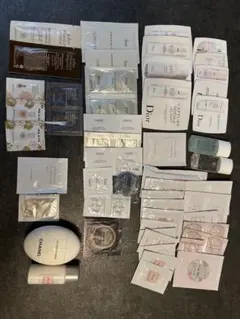 ［まとめ売り]デパコス試供品　CHANEL ラクレームマン・DIORなど